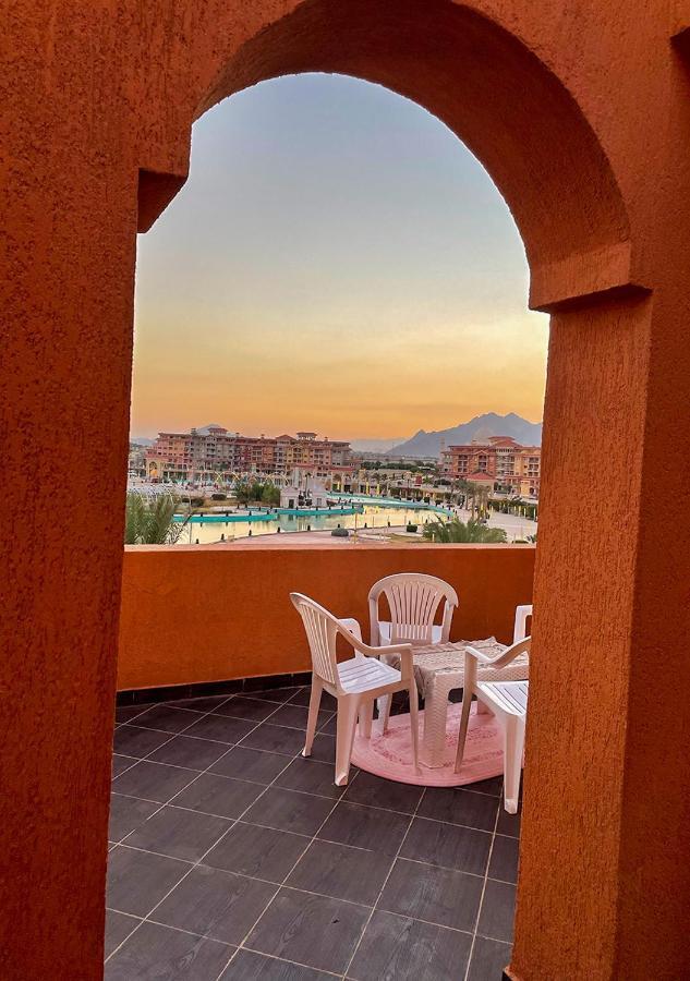 Fully Equipped Apartments Pool & Mountains View In Porto Sharm Resort Exterior photo
